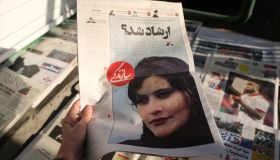 Mahsa Amini è morta: i sospetti, l’indignazione e le proteste