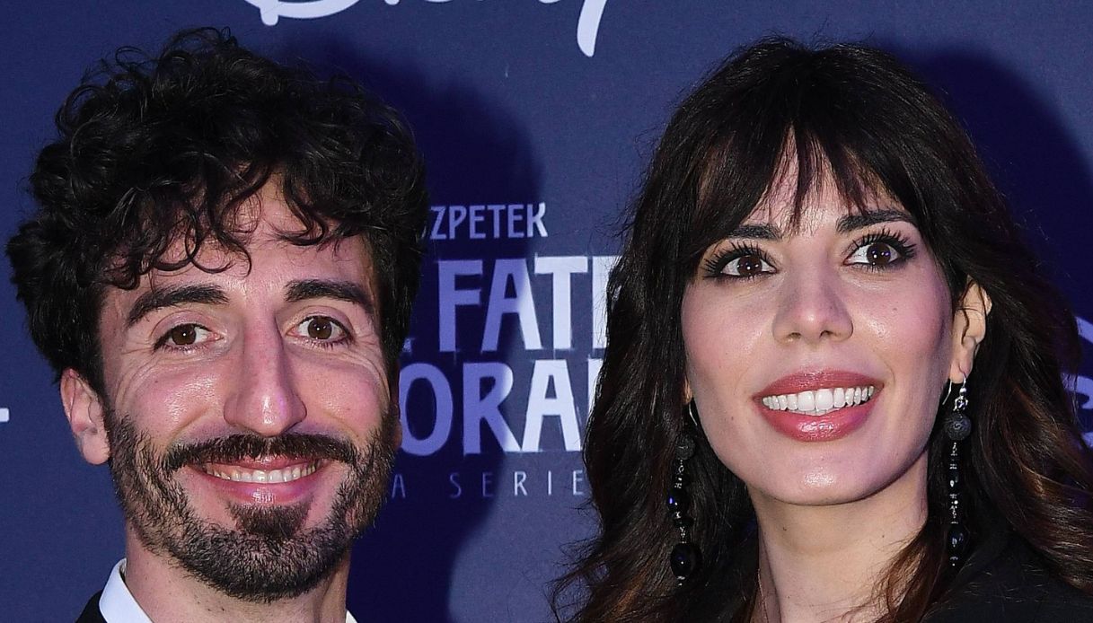 Samuel Peron e Tania Bambaci a “Oggi è un altro giorno” svelano il nome del bebè