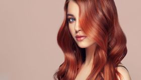 Tendenze capelli AI 2022/23: tagli, colori e styling da provare