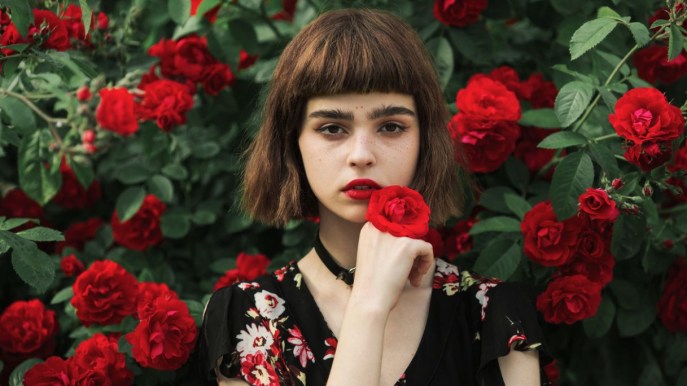 Dallo “Skater Bob” al “Coco Bob”: i tagli capelli medi AI 2022/23 da provare