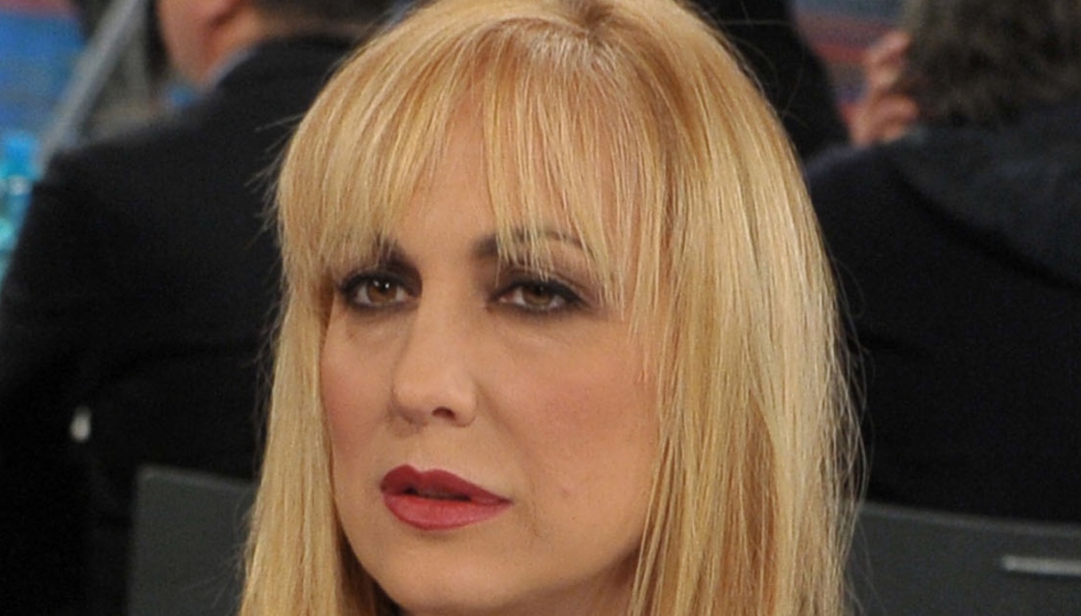 “Amici 2022”, Alessandra Celentano ci ricasca. E torna sulle critiche sul peso delle allieve