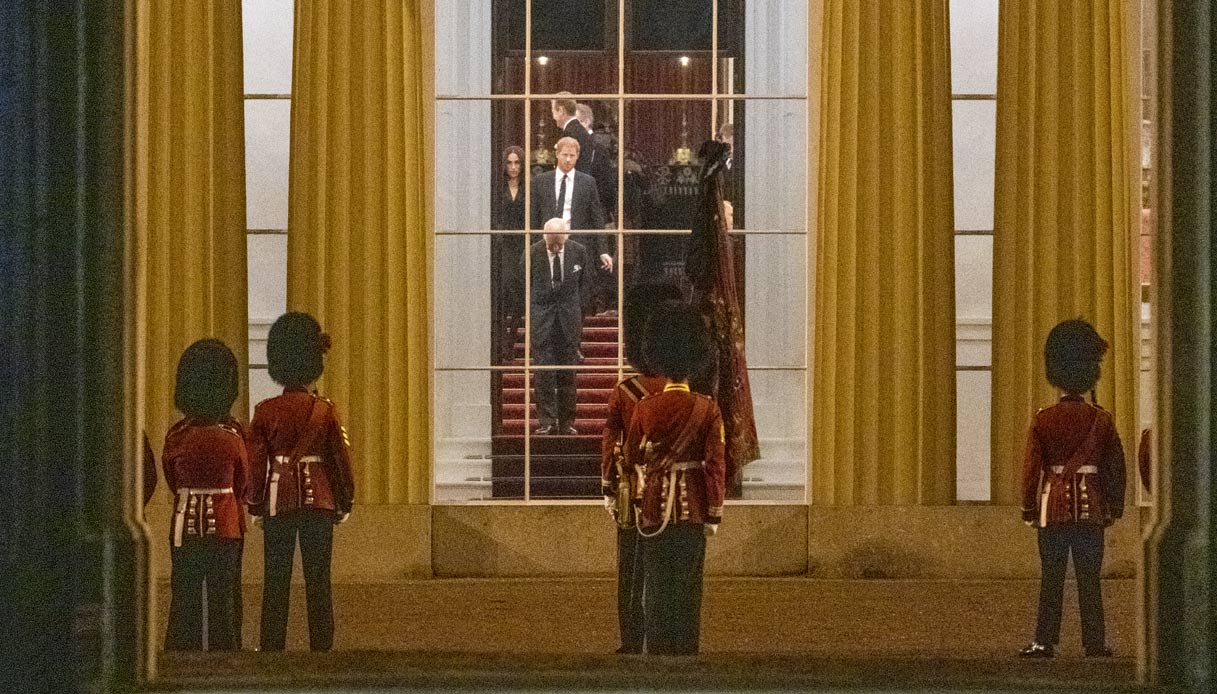 Carlo Harry Meghan Markle