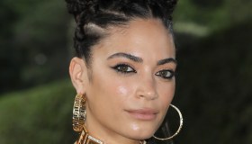 Elodie vestita di specchi, all’Arena di Verona sfoggia un look inedito
