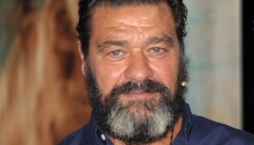 “Isola dei Famosi”, ex naufrago arrestato. Chi è Franco Terlizzi