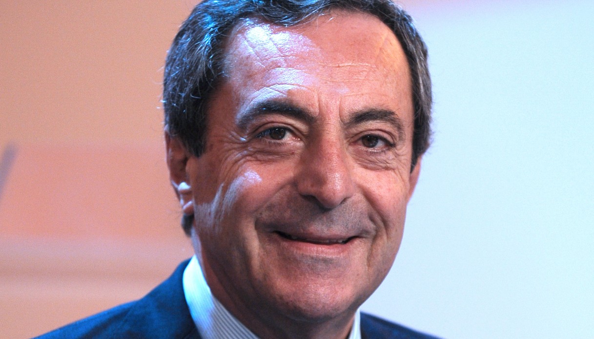 “GF Vip 7”, Attilio Romita senza freni: Mediaset censura il commento alla Regina