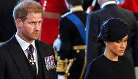 Harry e Meghan Markle declassati. Carlo sceglie la linea dura