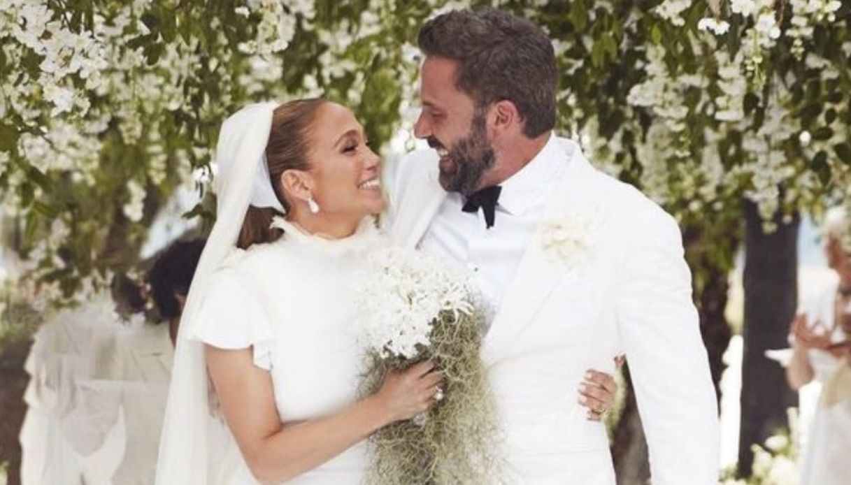 Jennifer Lopez, le nuove incredibili foto delle nozze con Affleck (e i dettagli intimi)