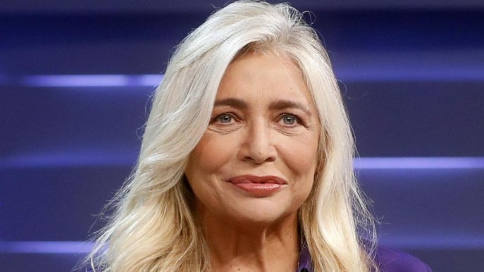 Salta Domenica In, Mara Venier costretta a rinunciare: quando torna in tv