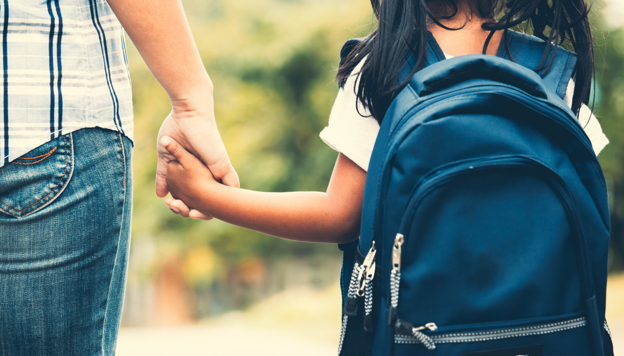 Zaini pesanti e non solo, i consigli per un sano ritorno a scuola