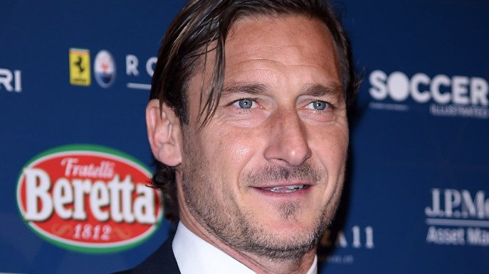 Francesco Totti per la prima volta allo stadio con Noemi Bocchi (ma non in Italia)