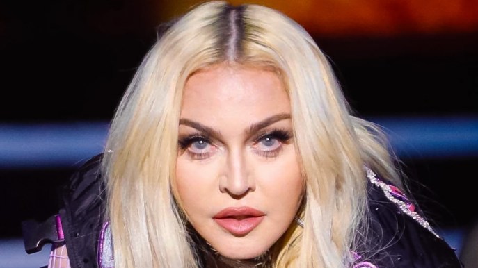 Madonna è (ancora) la regina delle provocazioni: il topless su Instagram