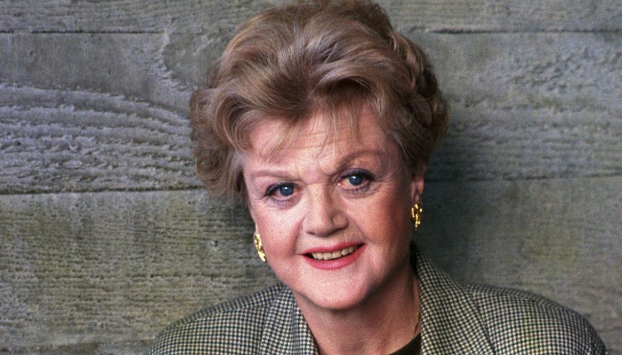 È morta Angela Lansbury, “La signora in giallo”. L’amore per i figli oltre la carriera
