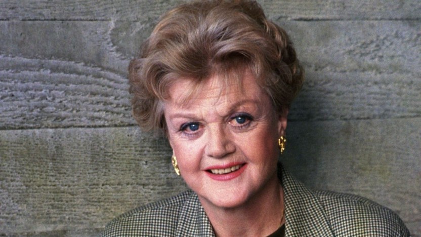È morta Angela Lansbury, “La signora in giallo”. L’amore per i figli oltre la carriera