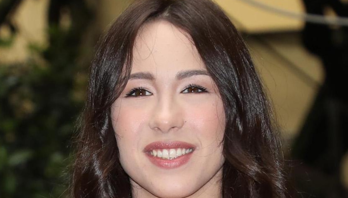 Aurora Ramazzotti, l’ironia da futura mamma: “L’ultimo mese in cui mi staranno i pantaloni”