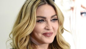Madonna provoca (o no) su TikTok. E i fan commentano ancora il suo look