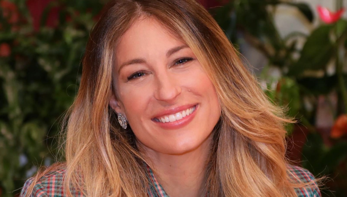 Mia Ceran incinta del secondo figlio. La gioia su Instagram: “Non vediamo l’ora”