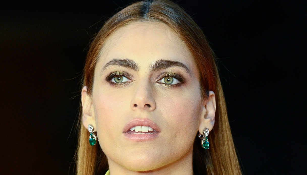 Miriam Leone al naturale su Instagram: mai vista così bella (con polemica)