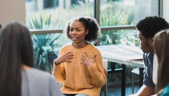 Ecco perché la Gen Z è molto più aperta riguardo i problemi di salute mentale