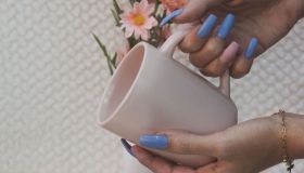 Unghie a ballerina: tutto ciò che devi sapere per valorizzarle al meglio