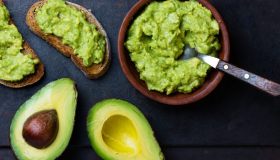 Avocado: proprietà, utilizzi e controindicazioni