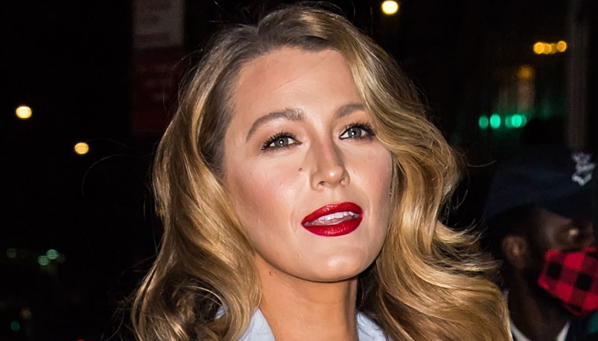 Blake Livelli trucco occhi incappucciati