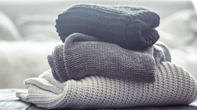 Come piegare i maglioni velocemente
