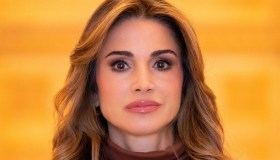 Rania di Giordania accoglie Silvia di Svezia, ma scivola sull’abbinamento dei colori