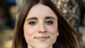 “Amici 22”, Angelina Mango entra nella scuola. Ma il pubblico va contro Lorella