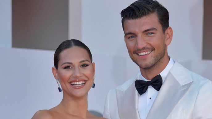 “Presto in sei”: Beatrice Valli al settimo cielo e in dolce attesa del 4° figlio