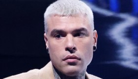 Caos Fedez a “X Factor”, la “rubrica aneddoti” è un fallimento. Ambra iconica