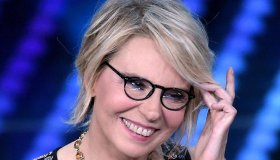 “Uomini e Donne”, Michela ha 80 anni ma non li dimostra: “I medici studiano il mio caso”