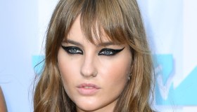 Victoria De Angelis, il look “natalizio” non è scontato: la reazione di Damiano David