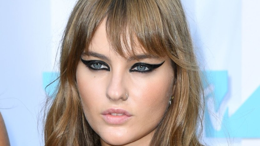 Victoria De Angelis, il look “natalizio” non è scontato: la reazione di Damiano David