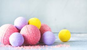 Come fare le bombe da bagno: i tre ingredienti essenziali