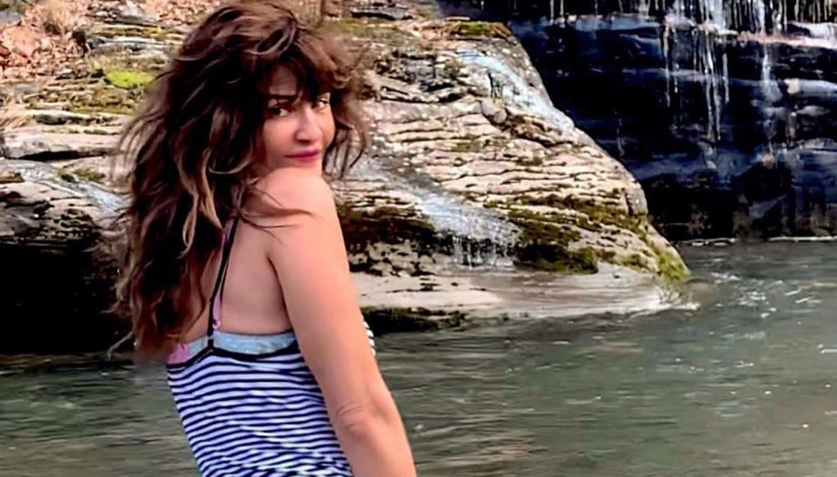 Helena Christensen, a 54 anni meglio che a 20: il suo segreto