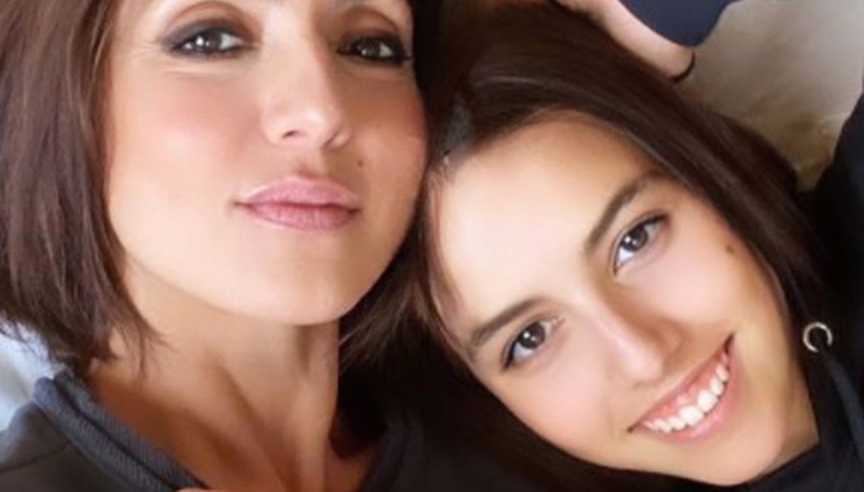 Jolanda Renga :”Sono la figlia brutta”. La lezione della figlia di Ambra mette a tacere tutti