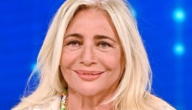 Mara Venier non molla “Domenica In”, come condurrà a Natale anche se sta male