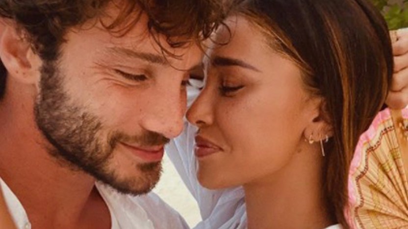 Primo Natale a Posillipo per Belen: amore e relax nella villa super lusso di De Martino