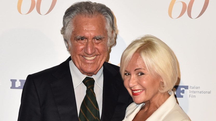 Funerali di Lando Buzzanca, la compagna non si presenta: ancora polemiche contro i figli