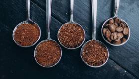 Come macinare il caffè per moka ed espresso: la procedura definitiva