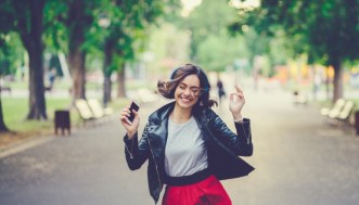 4 consigli da seguire se siete alla ricerca di una relazione durante la cuffing season