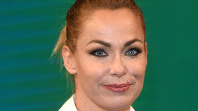 Alfonso Signorini, annuncio a sorpresa: chi sostituisce la Bruganelli al “GF Vip”