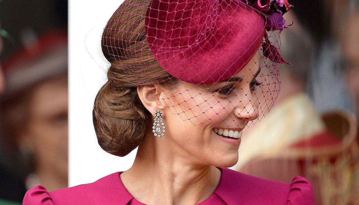 Colore Pantone 2023, Viva Magenta: significato e tendenze