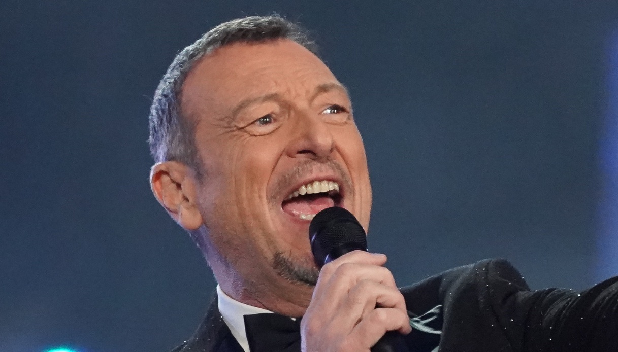 “Sanremo 2023”, Amadeus ingaggia i Black Eyed Peas. E chiude la partita co-conduttrici