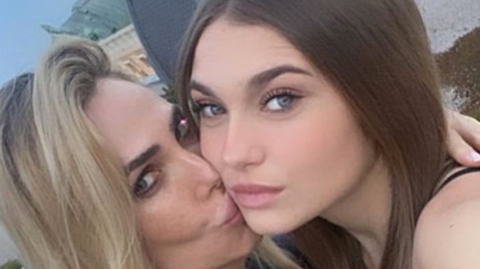 Chanel Totti sulle orme di mamma Ilary: l’immancabile dettaglio di ogni suo look