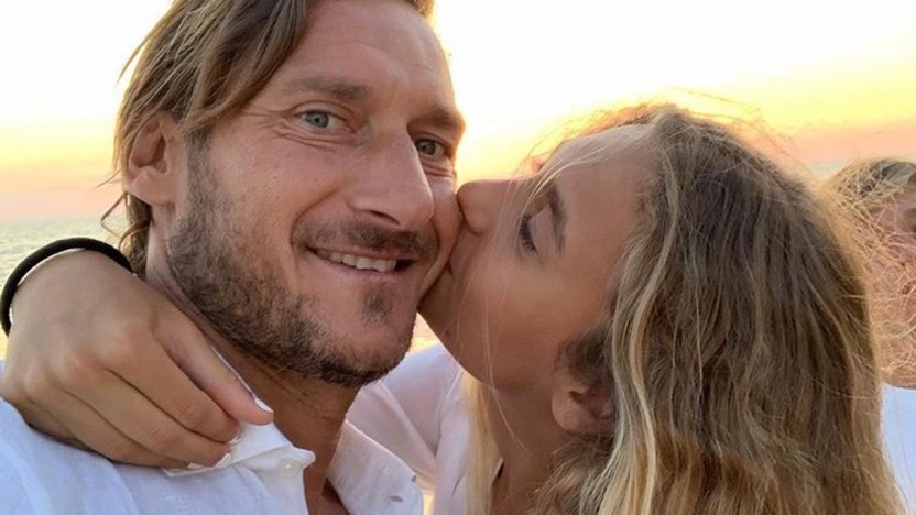 Francesco e Chanel Totti: l’affiatamento tra padre e figlia con frecciata a Ilary Blasi