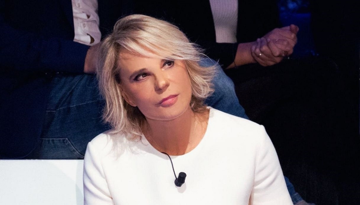 “C’è posta per te” segnalato ad Agcom: cos’è successo dopo la storia di Valentina e Stefano