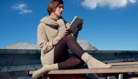 Calzedonia veste le gambe per un inverno al caldo e glamour