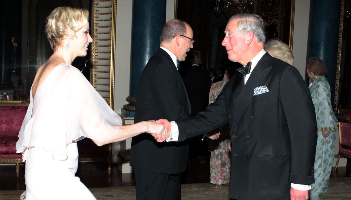 Charlene di Monaco Alberto di Monaco Re Carlo