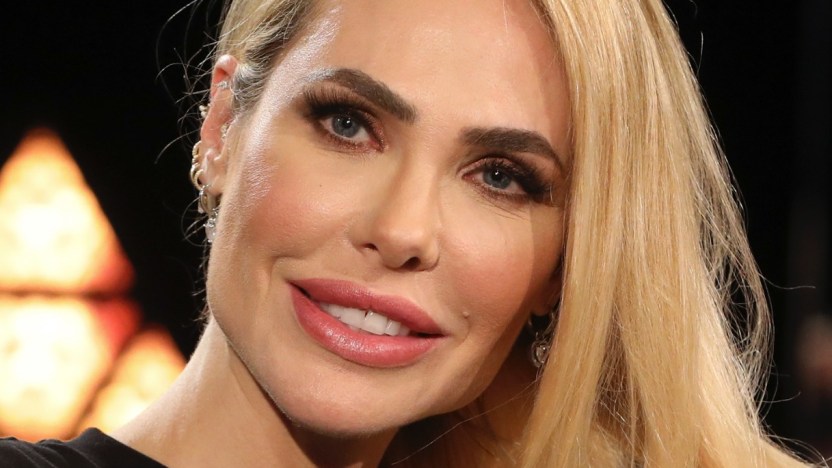 Crociera da sogno per Totti e Noemi Bocchi: Ilary replica con un look pazzesco